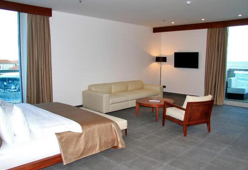 Deluxe Suite Sea View, Avala Resort & Villas