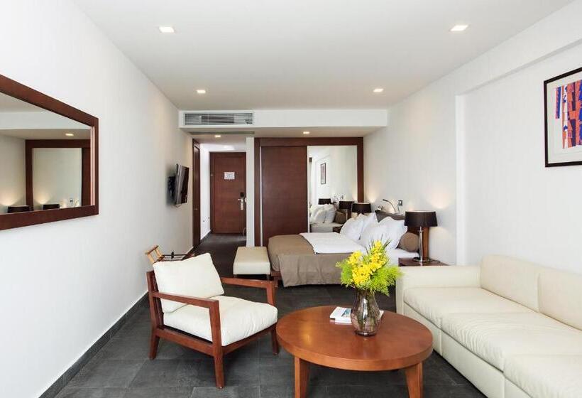 سوئیت اجرایی با چشم‌انداز دریا, Avala Resort & Villas