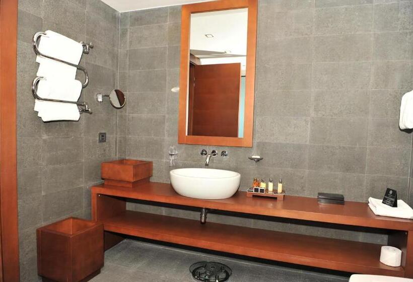 سوییت, Avala Resort & Villas