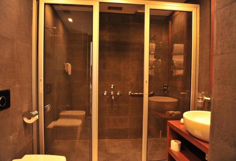 سوییت, Avala Resort & Villas