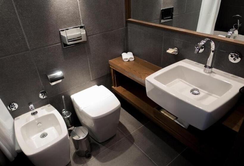 اتاق استاندارد با چشم‌انداز دریا, Avala Resort & Villas