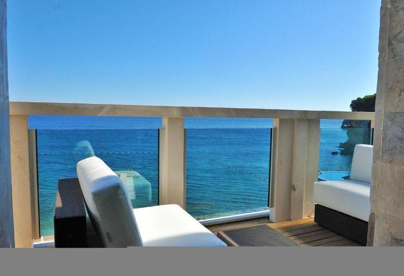 Deluxe Suite Sea View, Avala Resort & Villas