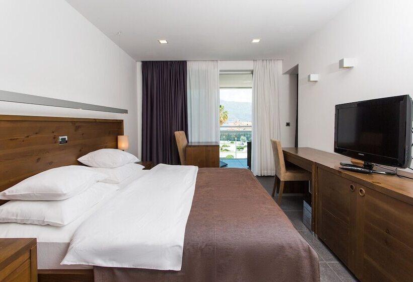 اتاق سوپریور, Avala Resort & Villas