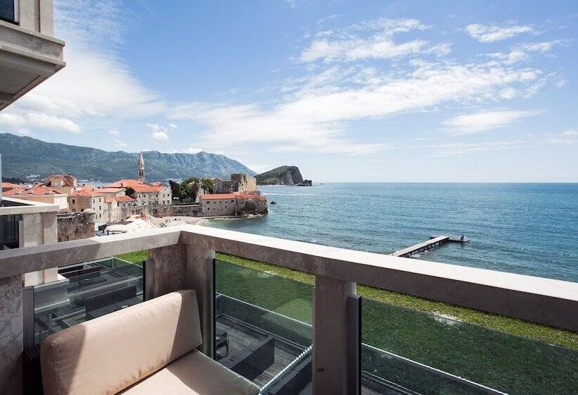 سوئیت اجرایی با چشم‌انداز دریا, Avala Resort & Villas