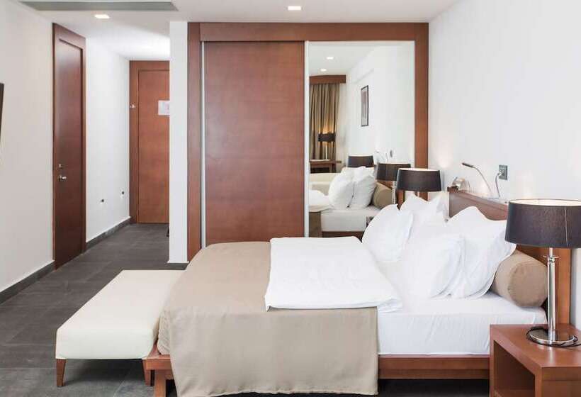 سوئیت اجرایی با چشم‌انداز دریا, Avala Resort & Villas