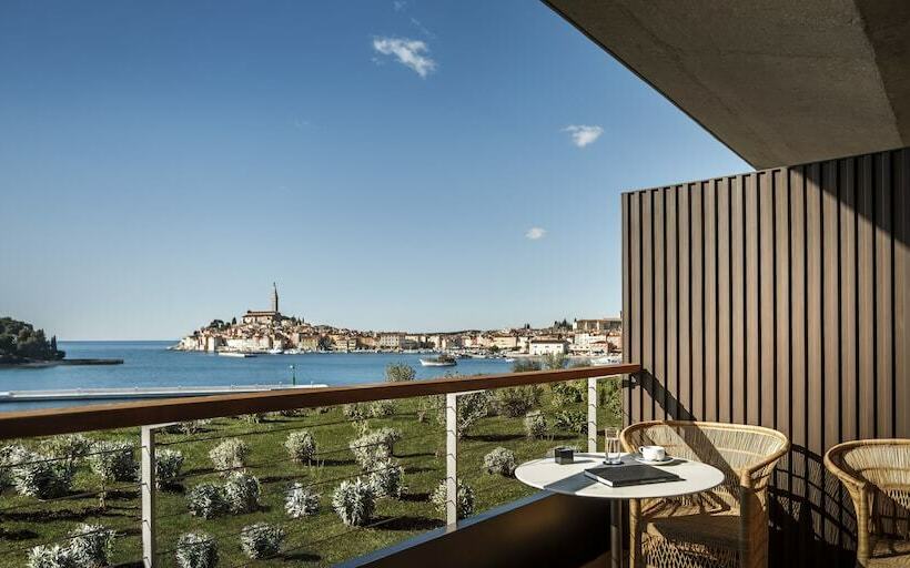 اتاق پرمیوم با چشم‌انداز دریا, Grand Park Hotel Rovinj By Maistra Collection