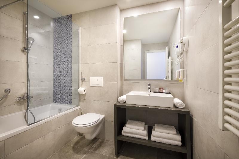 اتاق استاندارد با چشم‌انداز پارک, Remisens Hotel Albatros All Inclusive