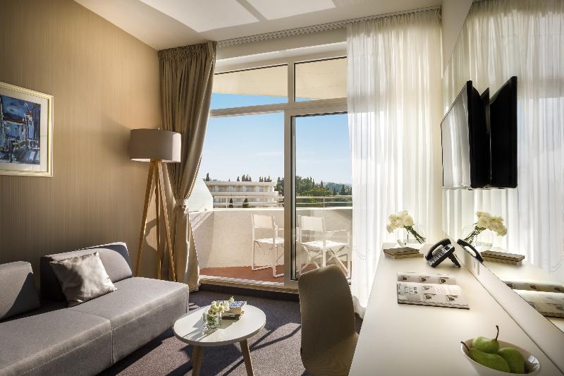 سوییت جونیور با چشم‌انداز دریا, Remisens Hotel Albatros All Inclusive