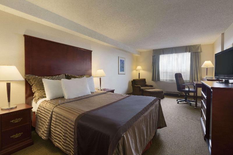 اتاق کلاس بیزنس, Travelodge Hotel By Wyndham Vancouver Airport