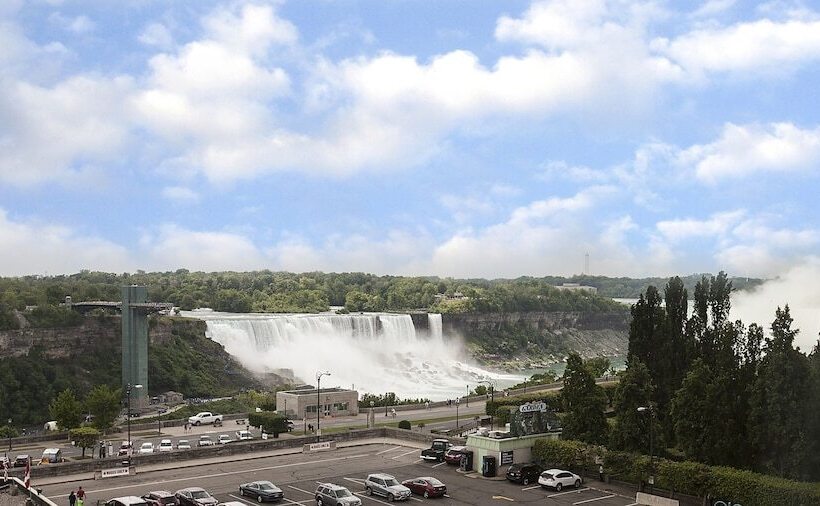 ２ダブルベッドのスタンダードルーム, Crowne Plaza Hotel Niagara Falls/falls View, An Ihg