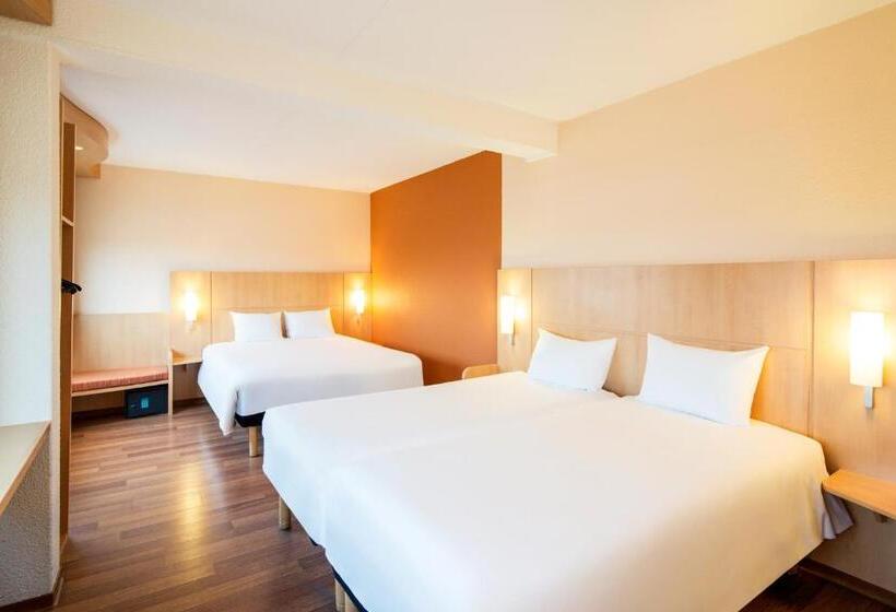 اتاق استاندارد چهار تخته, Ibis Schiphol Amsterdam Airport