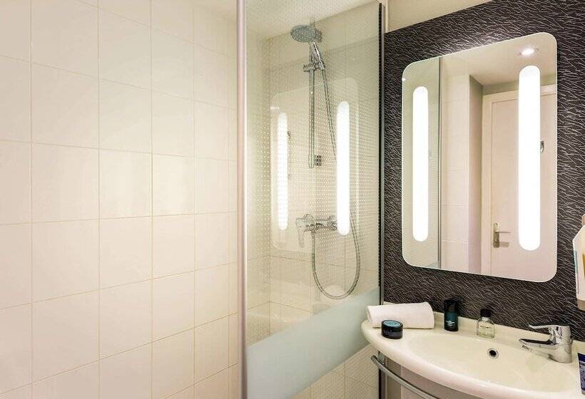 اتاق استاندارد با تخت دوبل, Ibis Roscoff