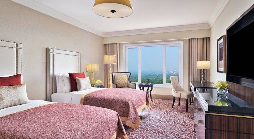 اتاق لوکس با چشم‌انداز شهر, Taj Mahal, New Delhi