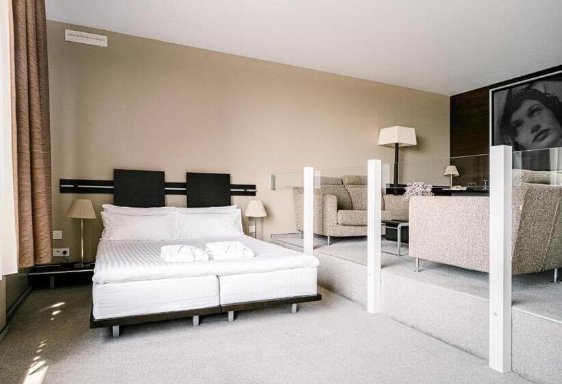 اتاق لوکس با چشم‌انداز دریا, Amberton Hotel Klaipeda