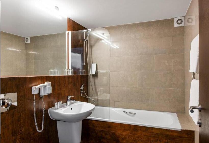 سوئیت خانوادگی اقتصادی, Amberton Hotel Klaipeda