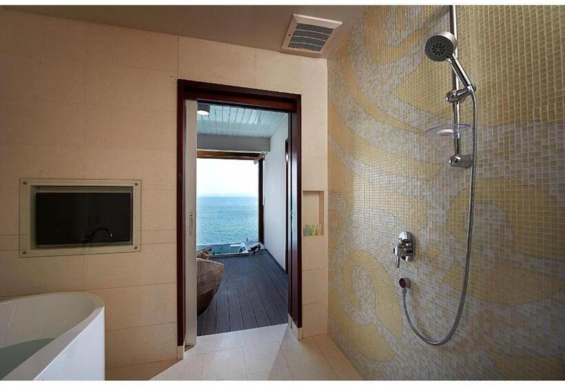 Люкс Премиум, Berjaya Langkawi Resort