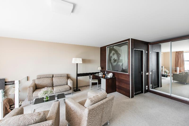 اتاق لوکس با چشم‌انداز دریا, Amberton Hotel Klaipeda
