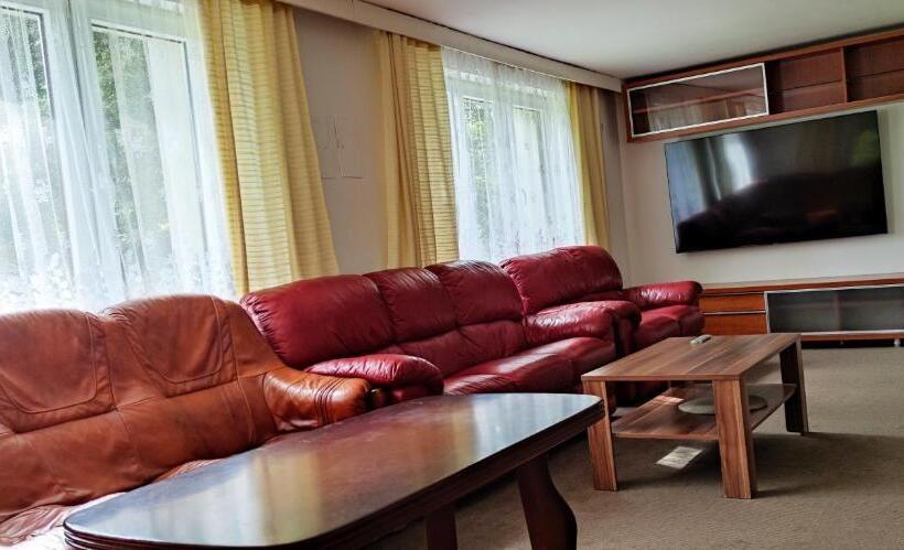 اتاق استاندارد چهار تخته, Depandance Hotelu Kamzík