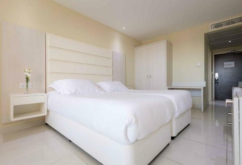 Номер Deluxe, Tasia Maris Beach Hotel - Adults Only