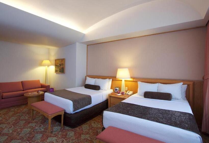 Номер Стандарт 2 Двуспальные Кровати, Crowne Plaza Hotel Mexico City North Tlalnepantla, An Ihg
