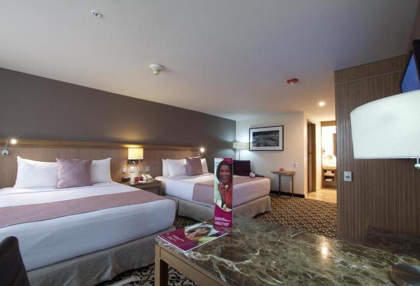 Номер Стандарт Адаптированный для Инвалидов, Crowne Plaza Hotel Mexico City North Tlalnepantla, An Ihg