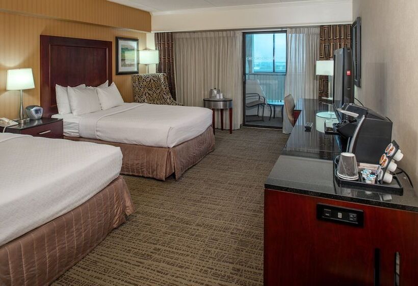 Номер Стандарт 2 Двуспальные Кровати, Crowne Plaza Hotel St. Louis Airport, An Ihg