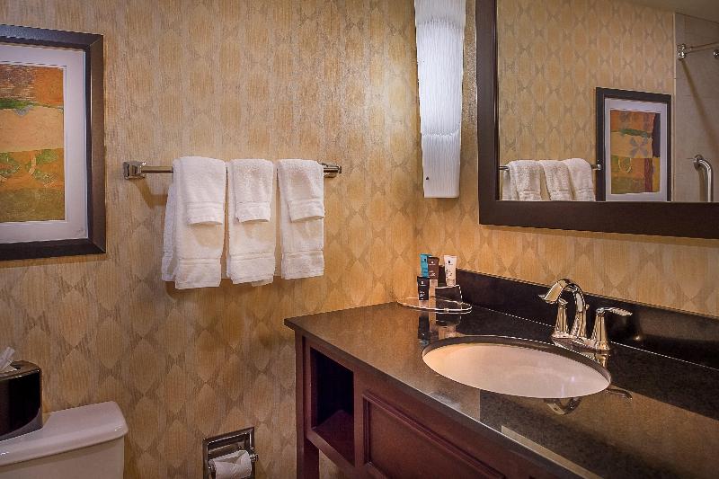 Номер Executive Кровать Кинг, Crowne Plaza Hotel St. Louis Airport, An Ihg