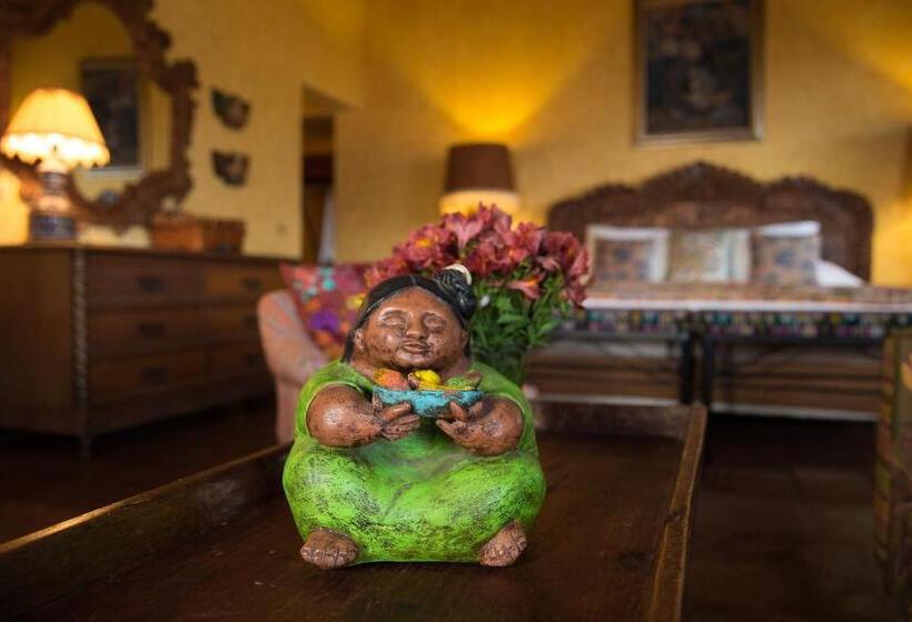 سوئیت مستر, Atitlan