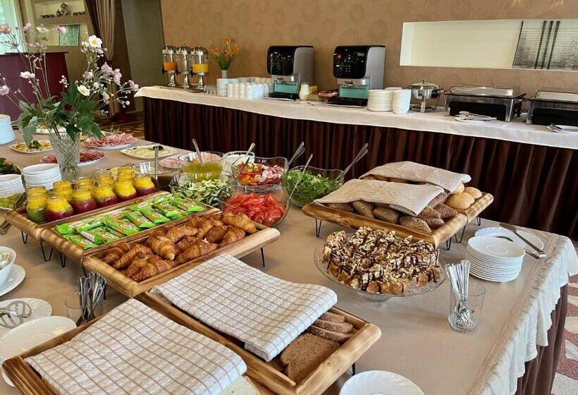 اتاق استاندارد, Jurate