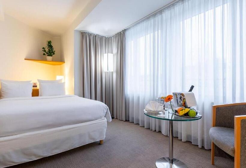 اتاق استاندارد یک نفره, Novotel Mainz