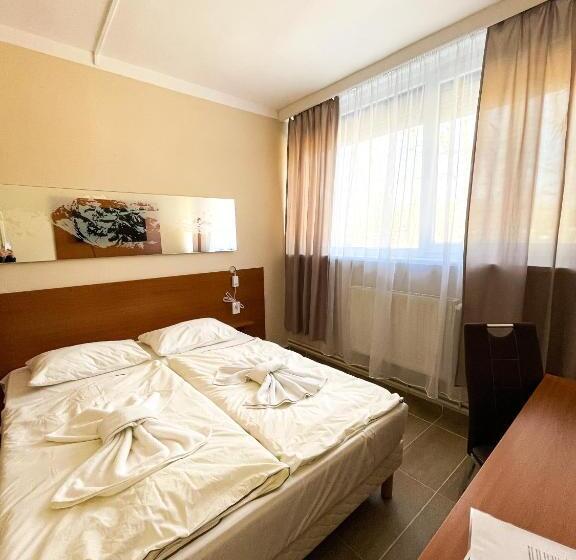 Апартаменты 1 Спальня, öreg Tó Hotel és Rendezvénytér