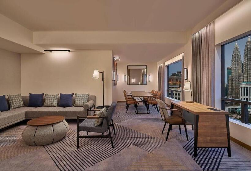 سوئیت پریمیوم, Renaissance Kuala Lumpur Hotel & Convention Centre