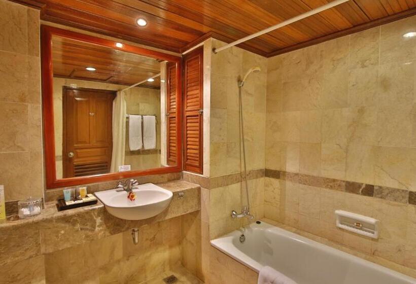 Номер Deluxe Вид на Сад, Jayakarta Hotel Lombok
