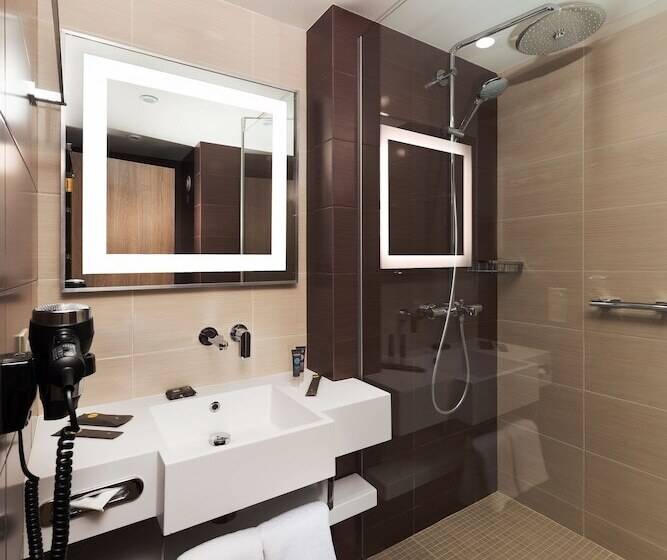 اتاق سوپریور, Novotel Moscow Sheremetyevo Airport