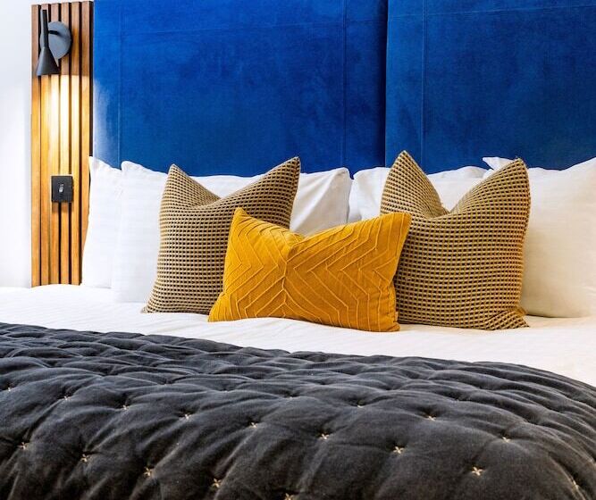 수피리어 룸, The Berkeley Square Hotel Bristol