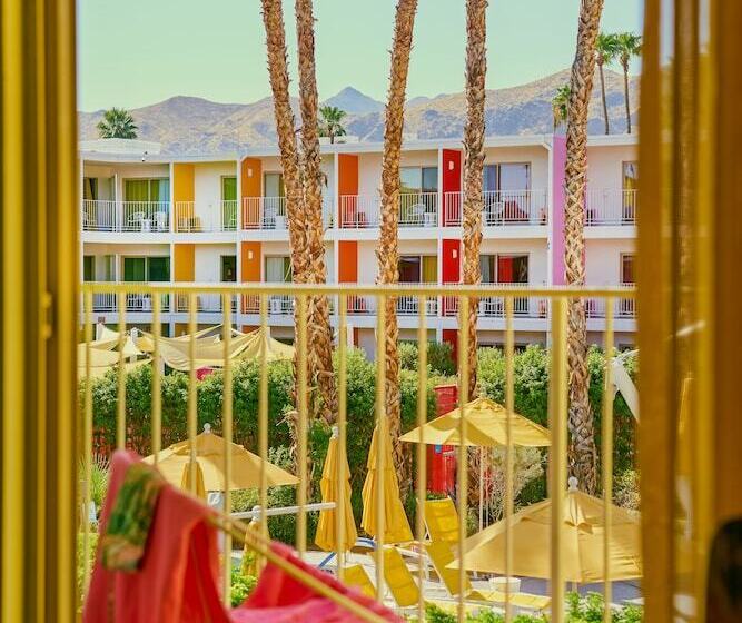 Suite mit Poolblick, The Saguaro Palm Springs