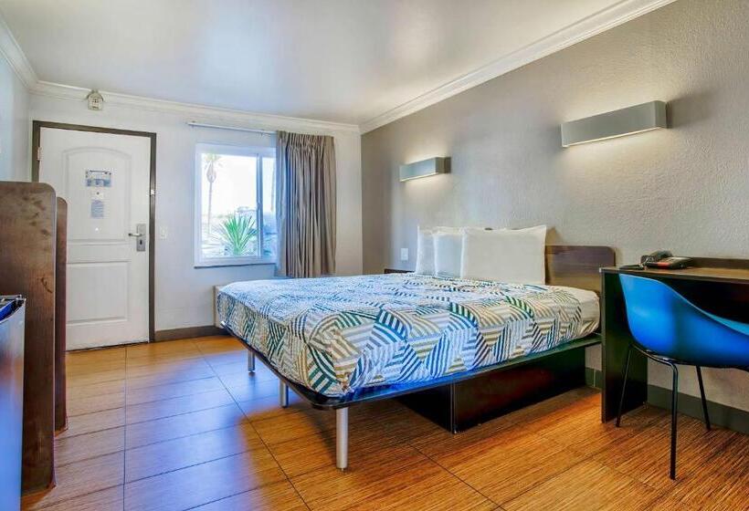 스탠다드 룸 킹사이즈 침대, Motel 6 Menifee, Ca