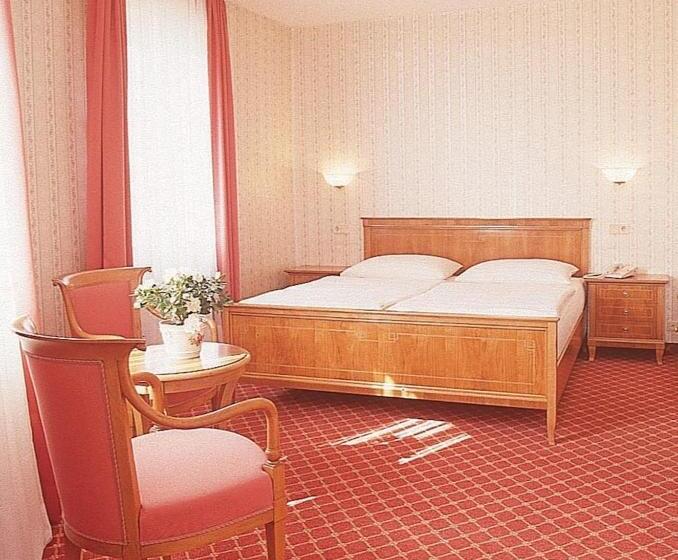 标准三人间, An Der Wien