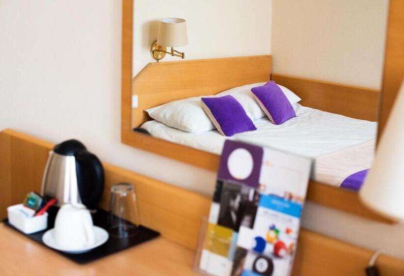 اتاق استاندارد یک نفره, Mercure Opole