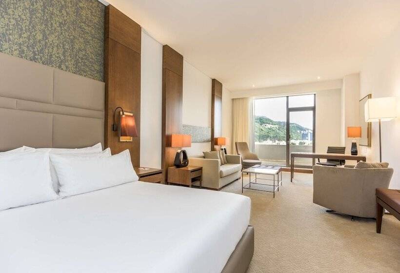 Premium room with terrace, NH Collection Bogotá Royal Teleport