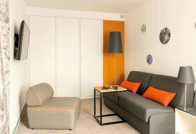 سوییت جونیور, Vienna House Easy By Wyndham Cracow