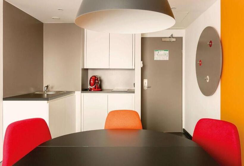 سوییت جونیور, Vienna House Easy By Wyndham Cracow