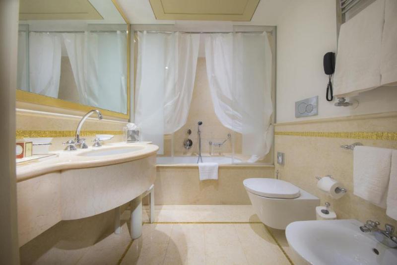اتاق استاندارد, Vienna House Easy By Wyndham Cracow
