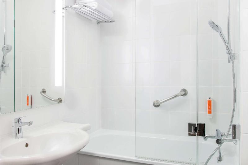 اتاق استاندارد, Vienna House Easy By Wyndham Cracow
