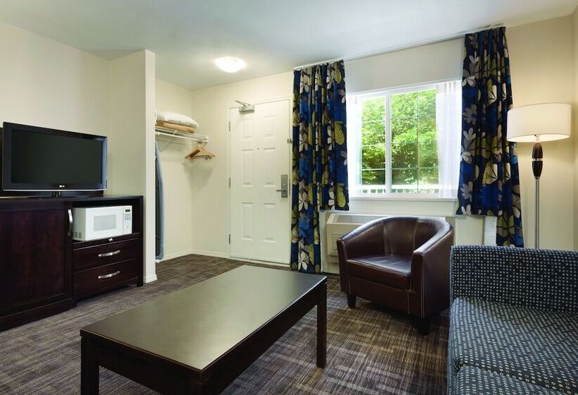 سوییت, Days Inn By Wyndham Kelowna