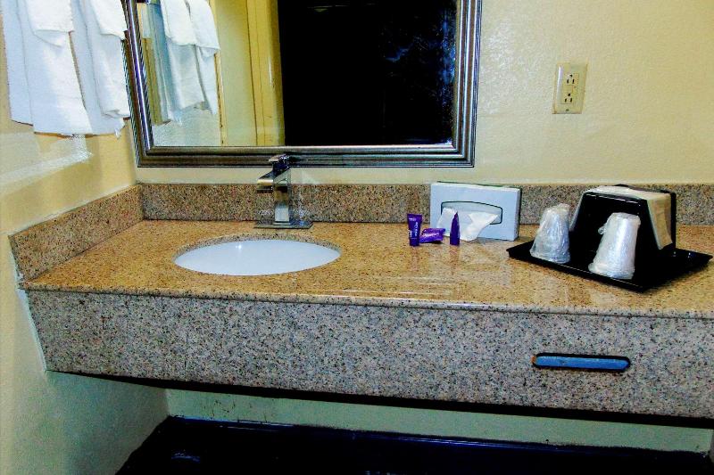 标准间带游泳池, Four Points By Sheraton Anaheim