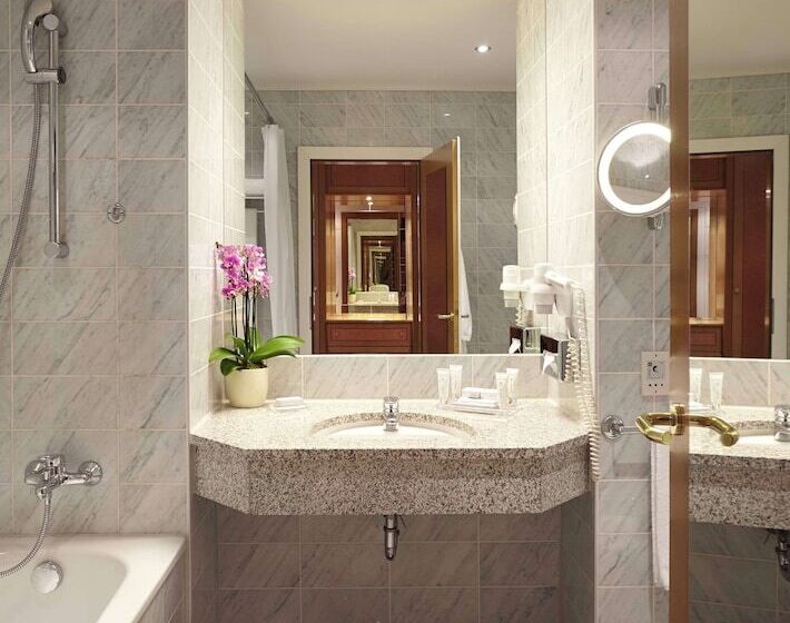 اتاق سوپریور, Baltschug Kempinski Moscow