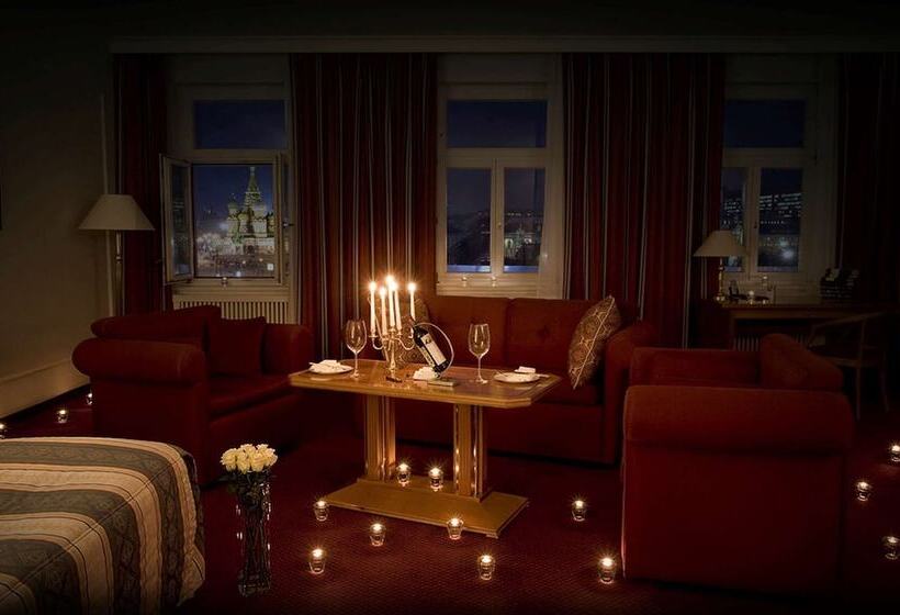 استودیوی استاندارد, Baltschug Kempinski Moscow