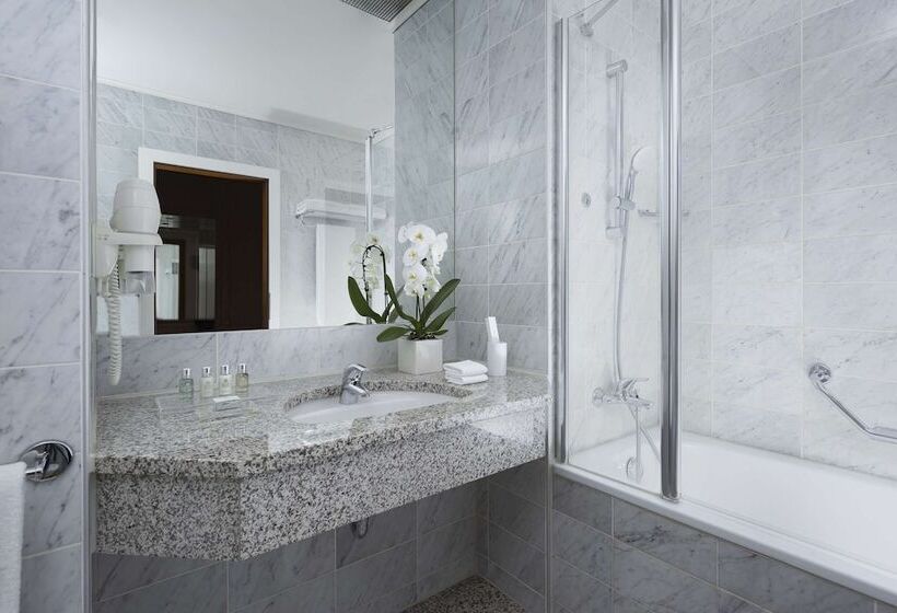 اتاق لوکس, Baltschug Kempinski Moscow