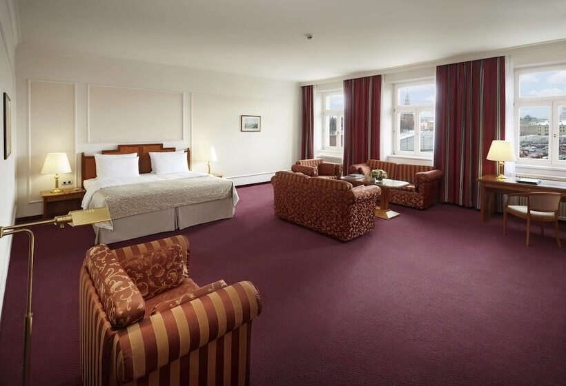 استودیوی استاندارد, Baltschug Kempinski Moscow